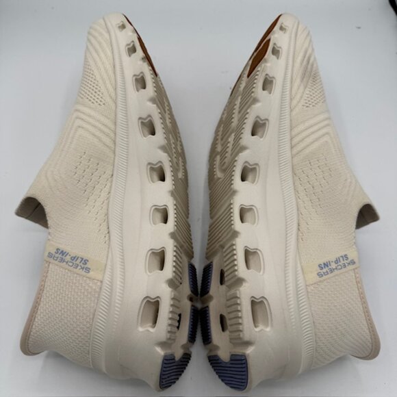 Skechers Women's Glide-Step Slip-Ins Sneakers Off White Size 9.5 - Picture 6 of 7